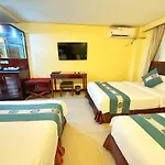 Golden Phoenix Hotel Boracay
