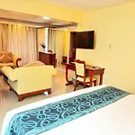 Golden Phoenix Hotel Boracay