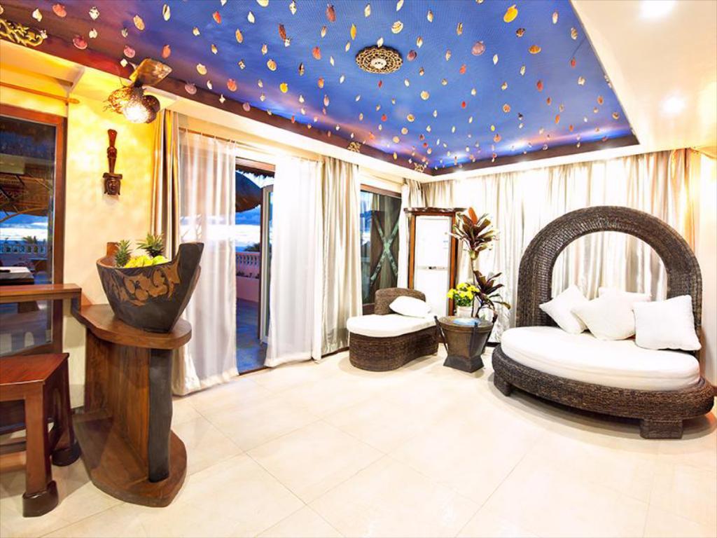 Hotel Golden Phoenix Boracay 4*
