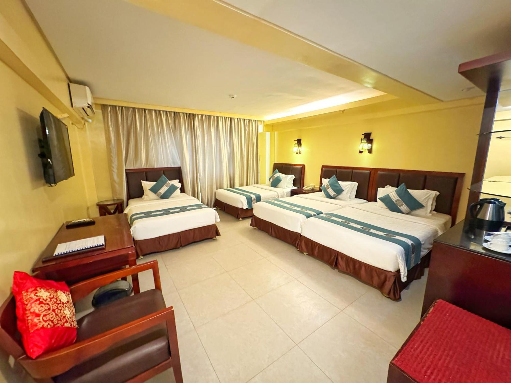Golden Phoenix Boracay Manoc-Manoc