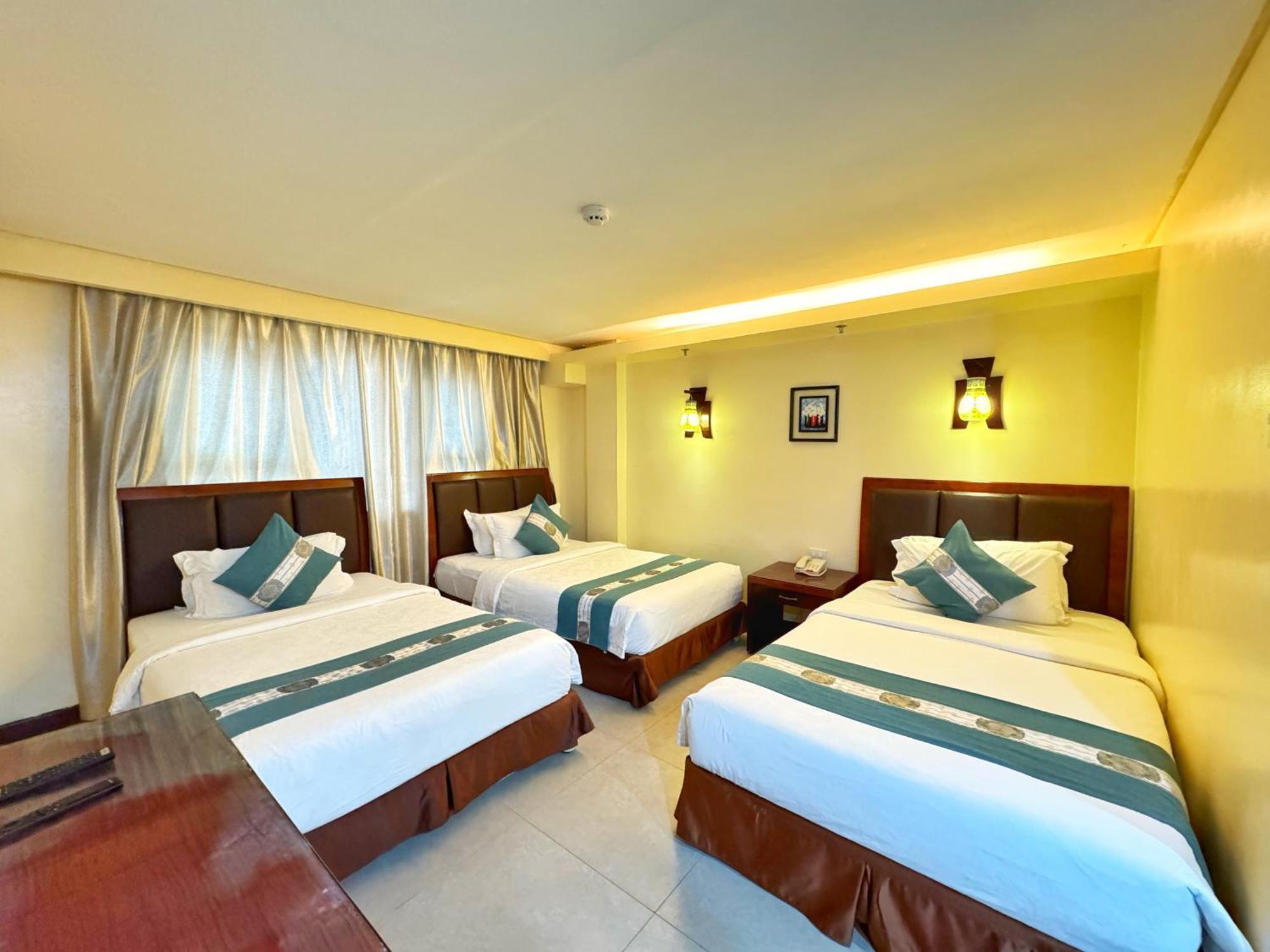 Hotel Golden Phoenix Boracay 4*