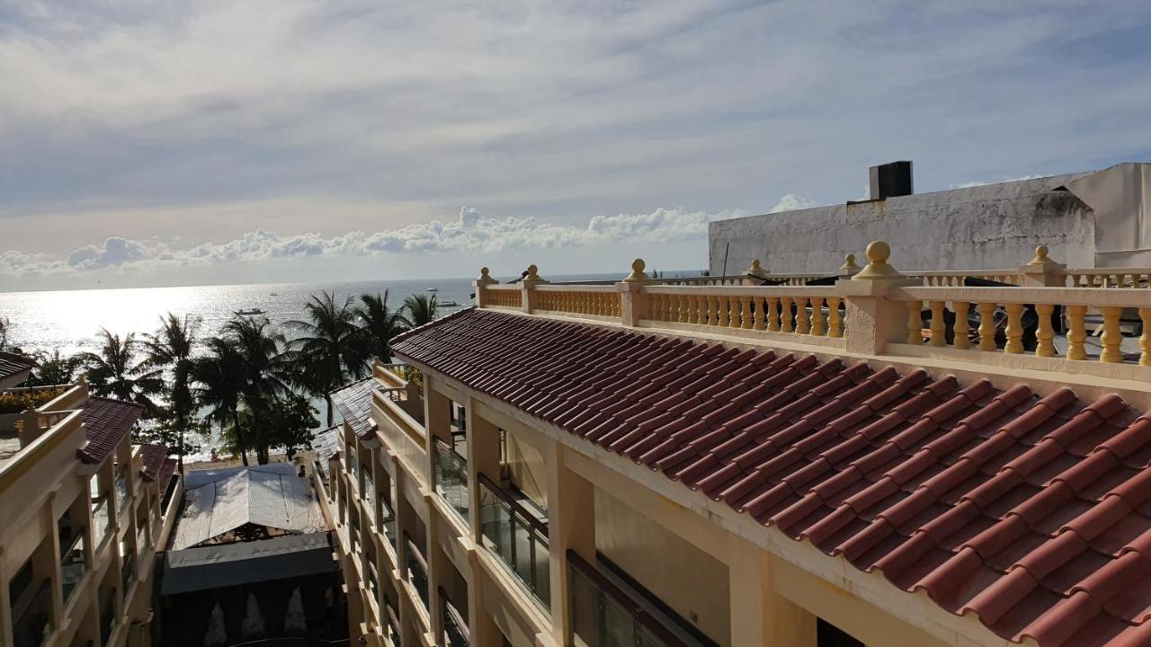 Hotel Golden Phoenix Boracay 4*