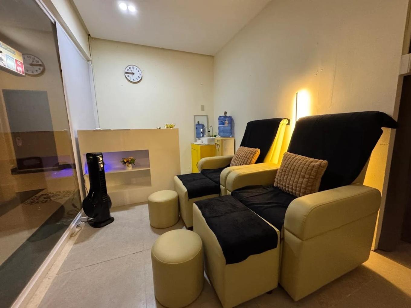 Hotel Golden Phoenix Boracay 4*